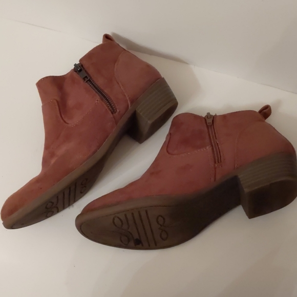 SO brown faux-suede flat booties-sz 7 1/2 - Picture 4 of 7